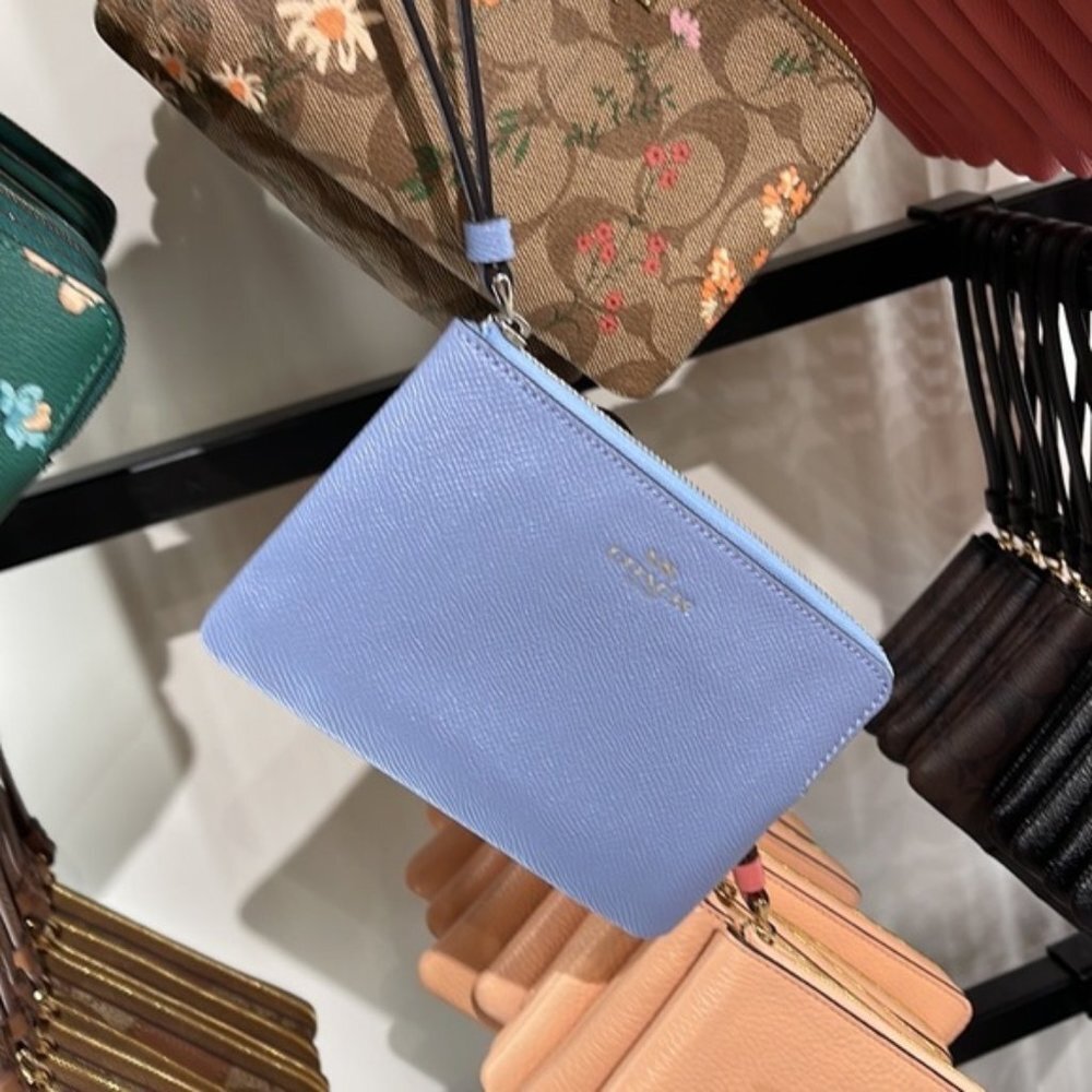 Coach Corner Zip Wristlet Silver /  Blue Leather NWT